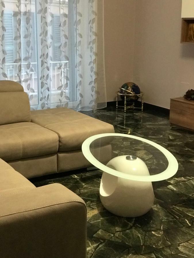Appartement La Casa Di Claudia à Gênes Extérieur photo