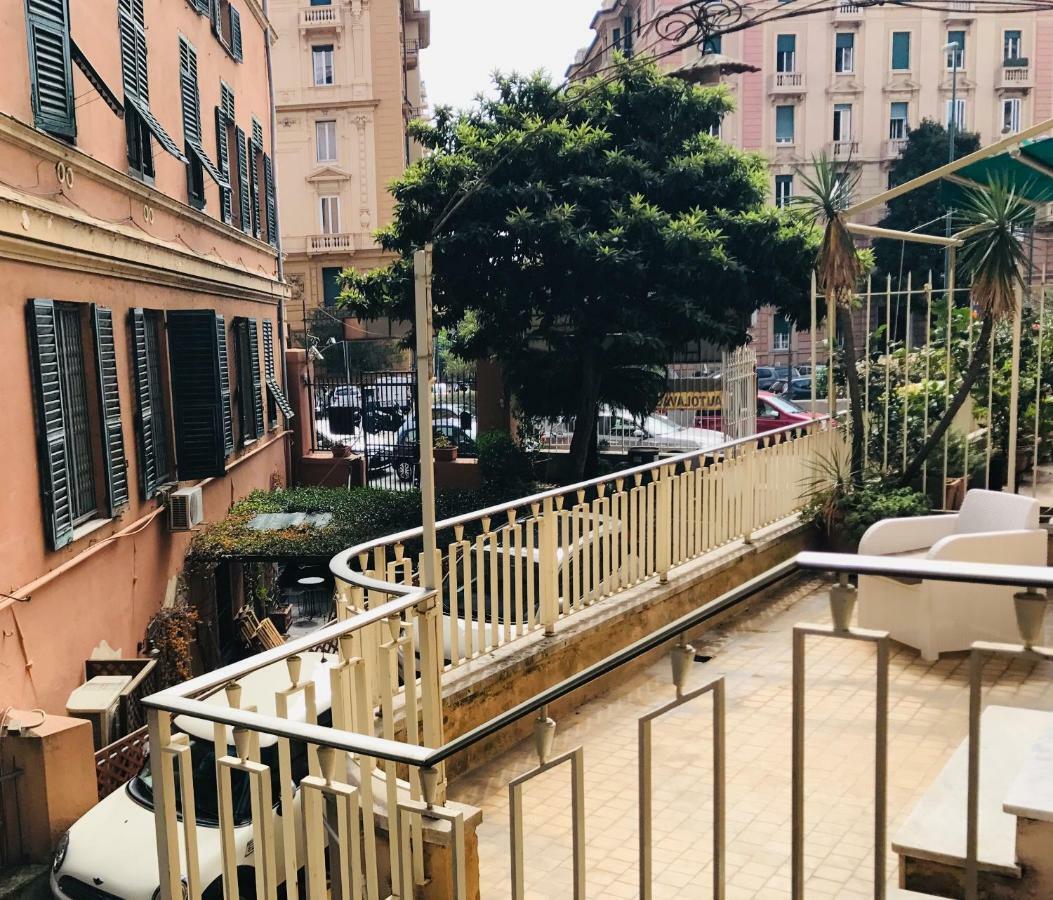 Appartement La Casa Di Claudia à Gênes Extérieur photo